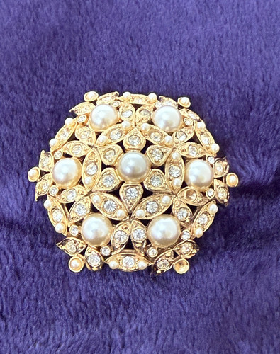 Vtg gold tone faux white - tone,